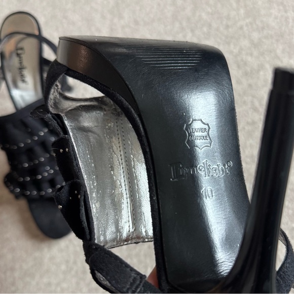 Limelight Black Ruffle Heels - Picture 7 of 7